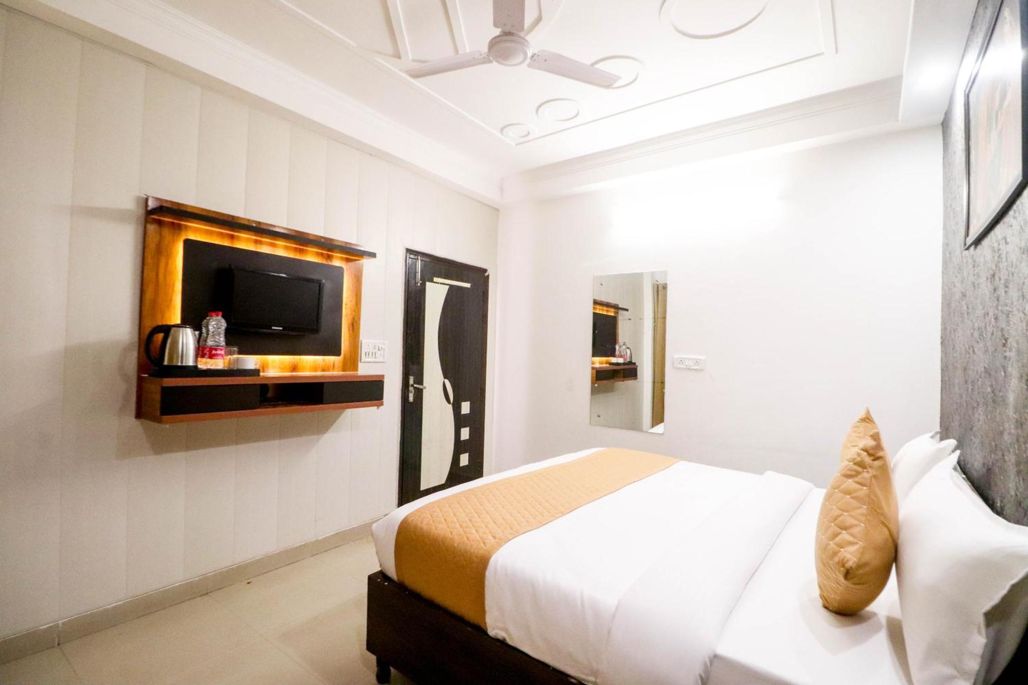 Hotel Stay Villa Near Delhi Airport New Delhi Exterior photo